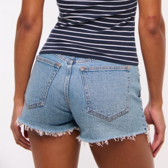 Abercrombie & Fitch Light Blue The Mom Short High Rise - Picture 2 of 7